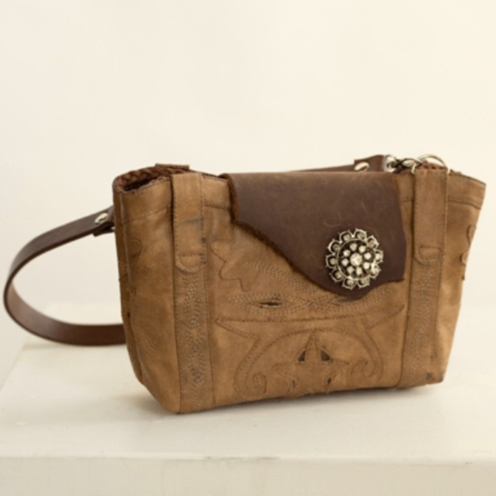 SOLD!  SOLD!  SOLD!  
“Sahara Snap”